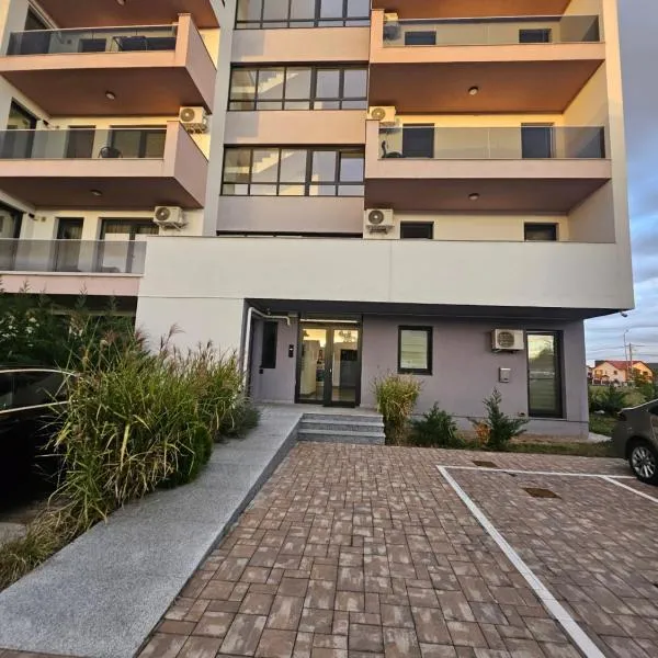 Myhouse 3, hotel v destinaci Ploješť