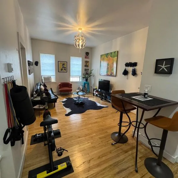Modern Stay in Downtown Jersey City, Close to NYC!, Hotel in Jersey City