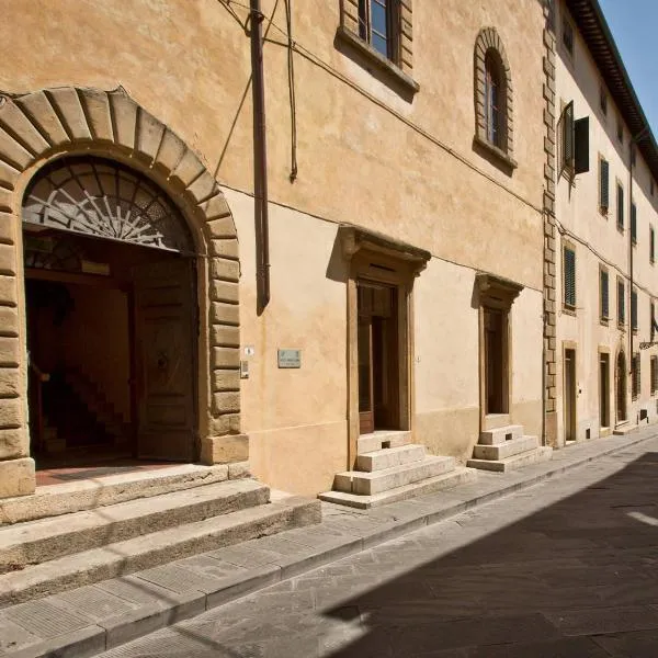 Hotel Palazzo Renieri - 3stelle S, hotel en Castel San Gimignano