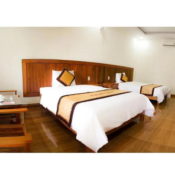 Hoa Binh Hotel, khách sạn ở Ðồng Hới