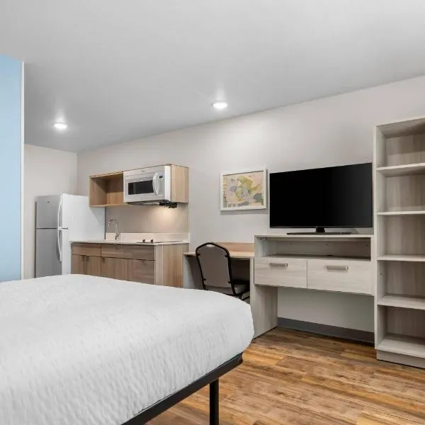 Ellabell에 위치한 호텔 WoodSpring Suites Savannah West - Ellabell Metaplant