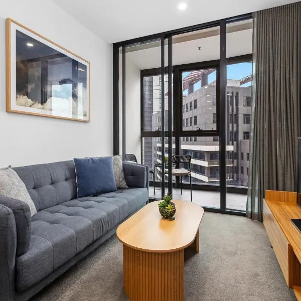 Modern Southbank Apartment 2BR with Pool & Sauna, hotel v Melbourne