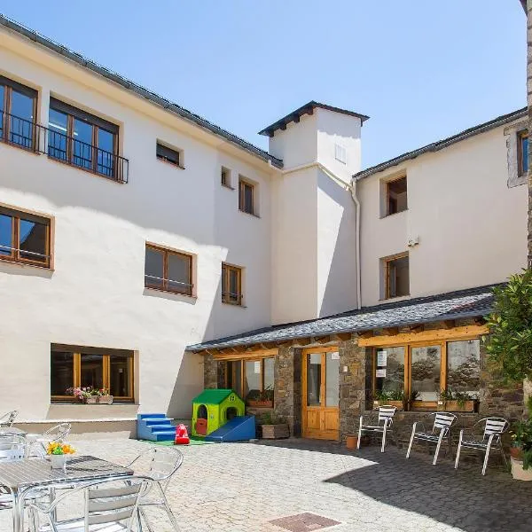 Alberg Anna Maria Janer, hotel v destinaci Llivia