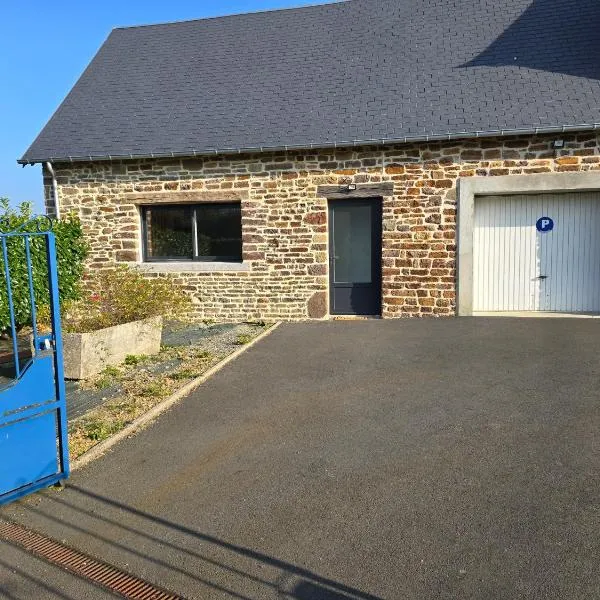 House for 4 people, hotel en Folligny