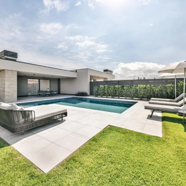 Quellenhof Luxury Resort Lazise, hotel in Lazise