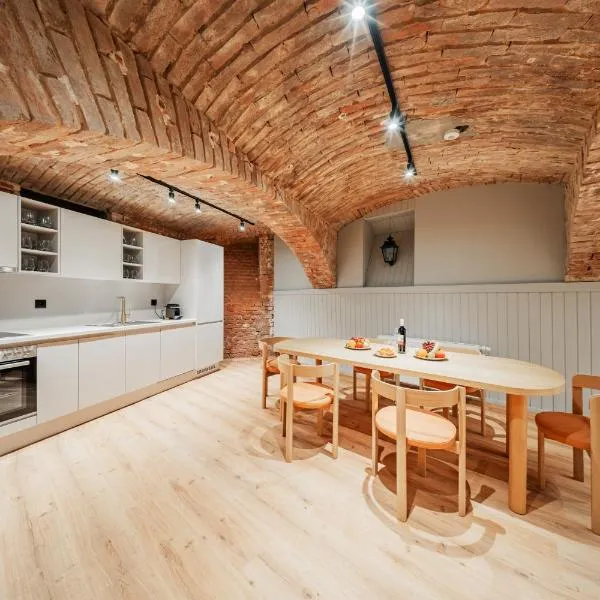 Hive 5 by HOME1 - District 8 Boutique Hostel, hotel in Vienna