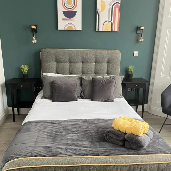 Seaside studio apartment, hotel in Weston-super-Mare