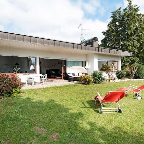 Bodensee Bungalow, hotel di Immenstaad am Bodensee