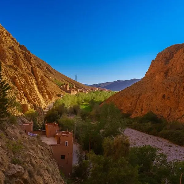 Auberge La Fibule Du Dades, hotel en Aït Idaïr