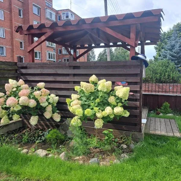 Cozy apartment in Jeruzalė, hotel v destinaci Vilnius