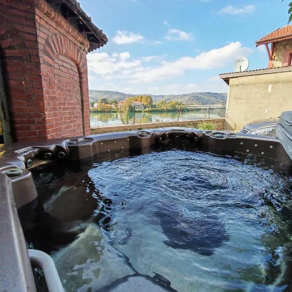 L'Escale du Rhône de 1 à 8 personnes, hotel i Saint-Vallier