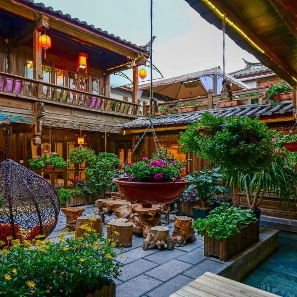 Flower without boundry, hotel in Lijiang