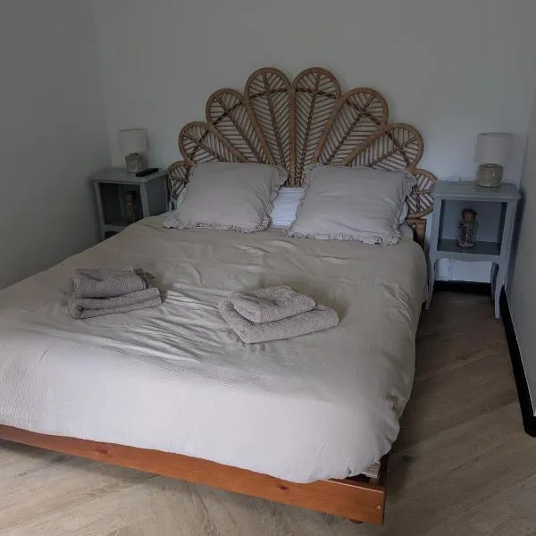 Gîtes chez julie, hotel in Beaucamps-Ligny