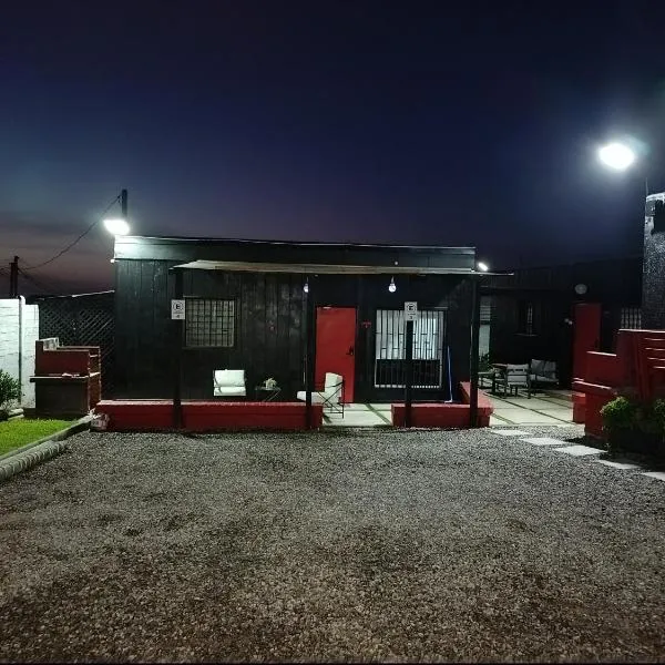 Cabañas Mediterraneas, hotel in Pichidangui