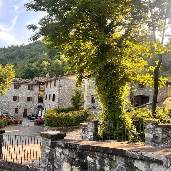 Le Boccede Country House B&B，Villa Minozzo的飯店