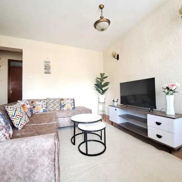 Stylish 1 bedroom near Sarit centre, Westlands, готель у місті Найробі