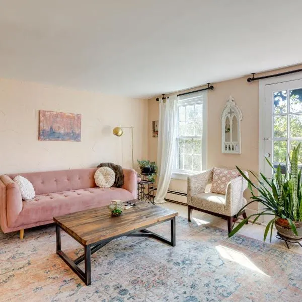 Lambertville Retreat - Walk to Shopping and Dining!, hotel in Lambertville