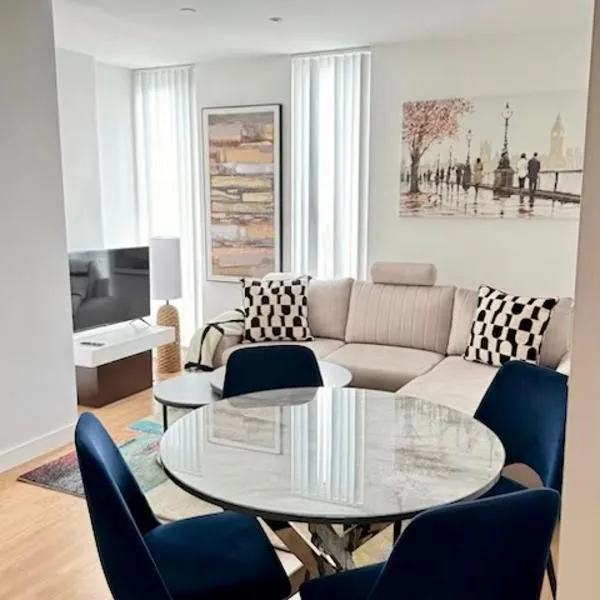 Spacious Urban Gem Apartment with parking, hotel em Bracknell