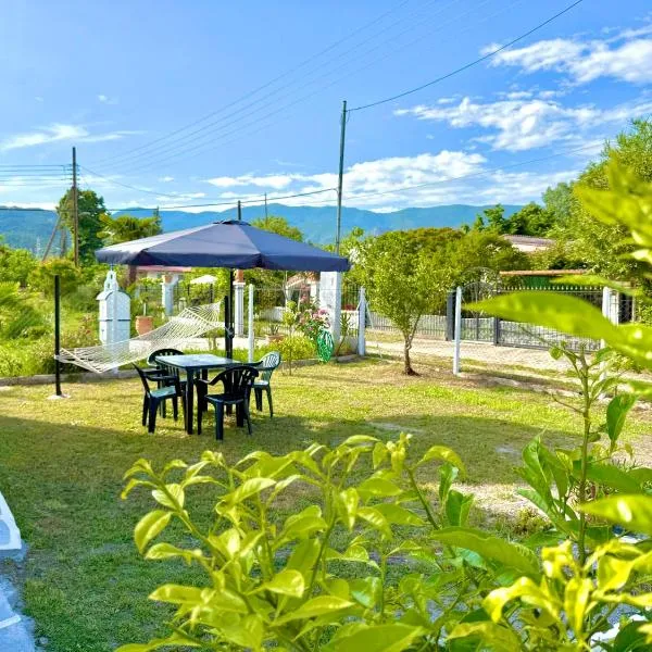 Legros Suites II, khách sạn ở Asproválta
