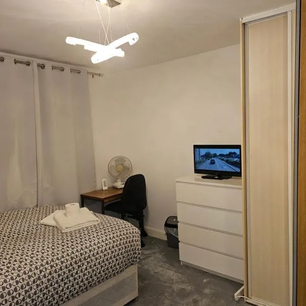 Eusty Guest House, hotel in Sittingbourne