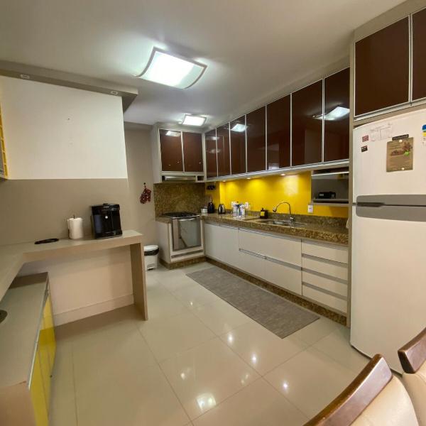 Apartamento aconchegante a 100 metros da praia! - Foto 2