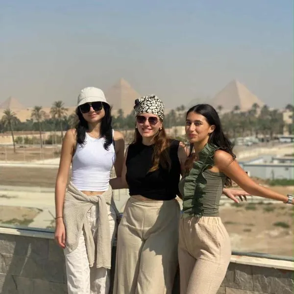 New Galleria Pyramids Hotel, hotel in Cairo