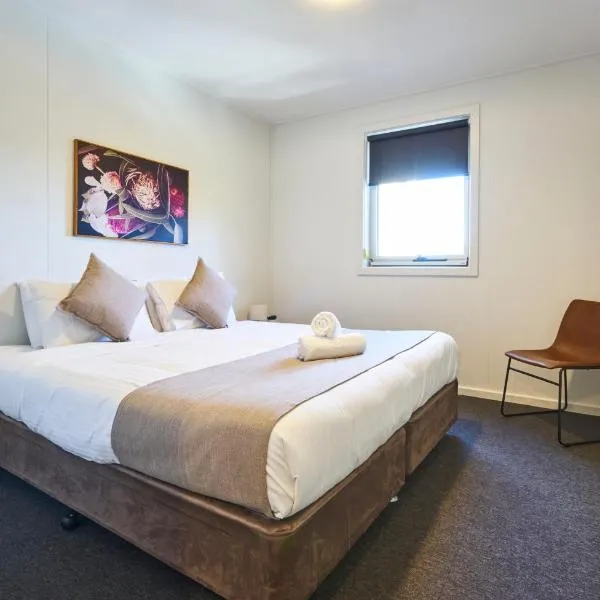 The Island Accommodation, hotel in Phillip Island