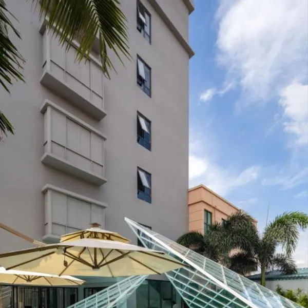 Min Xiangmi Design Residence (Sanya Bay Phoenix International Airport Store), hotel em Sanya