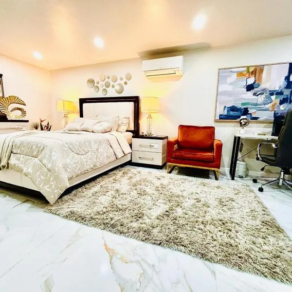 Belmont Luxe Escape, ξενοδοχείο σε Elmont
