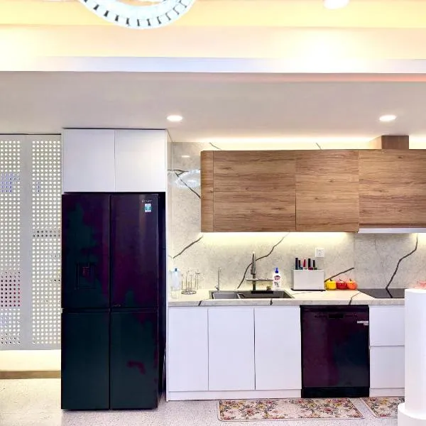 Armin Homes Corner 3 BRs with bathtub, hotel in Kim Quan
