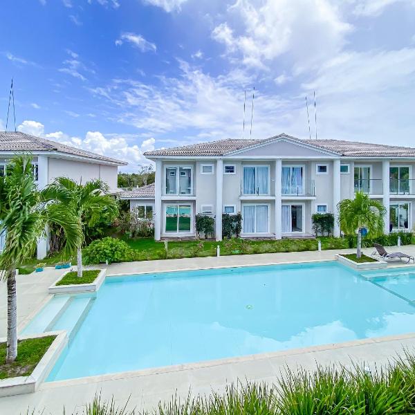 Casa toda climatizada com 2 suítes, gourmet privativo e internet 300MBPS no Residencial Monte das Oliveiras em Arraial D'Ajuda , condomínio com piscinas, sauna e portaria 24hrs. - Foto 4