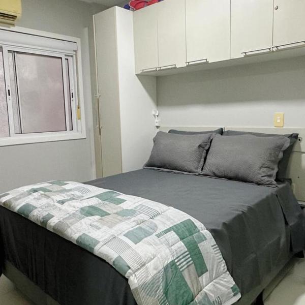 Apartamento Centro Capão da Canoa 2 Quadras do mar - Foto 2