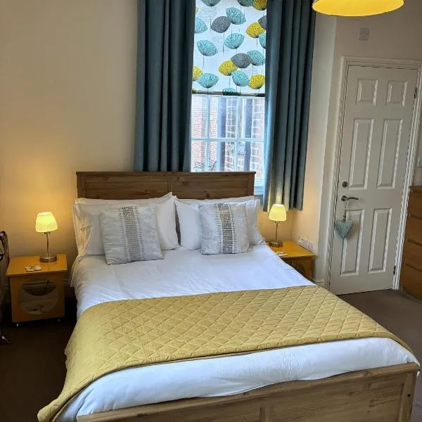 Peel House Apartments - Great for Professionals & Weekends Away, hotel in Burton upon Trent