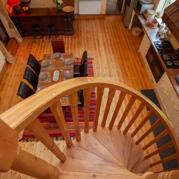 Olli's Summer House - Natural Pool & Jacuzzi optional, מלון בבריסטול