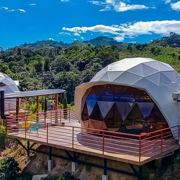 Koumpí Glamping Lodge, hotel v destinaci Quito
