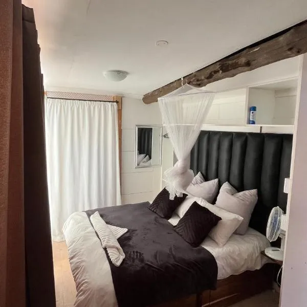 The Pine Loft, ξενοδοχείο σε Uis