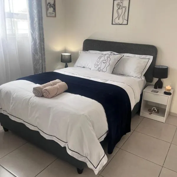 Relaxa Sleep & Go - Self Catering Accommodation, ξενοδοχείο στο Κέιπ Τάουν