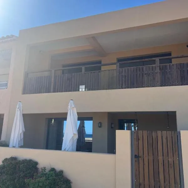 Magnifique appartement vue mer Hyeres, hotel u gradu Jer