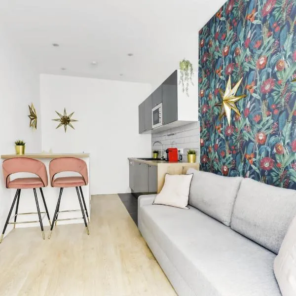 5mn near métro souplex basement near Montmartre, ξενοδοχείο στο Παρίσι