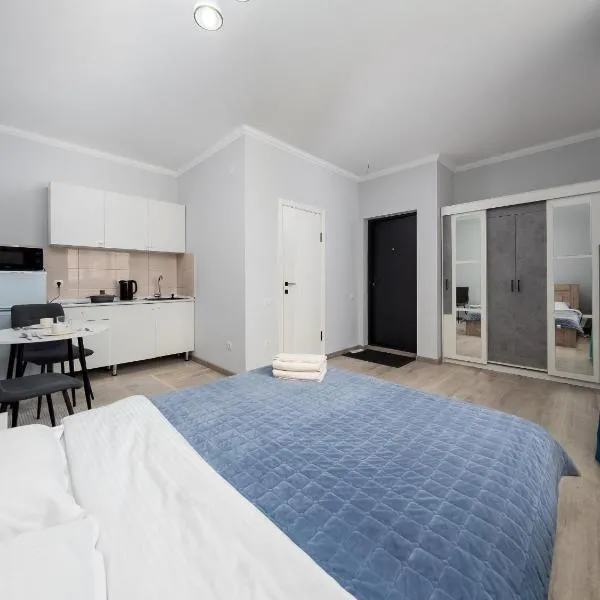 Zhetysu Apartment on Sayahat, ξενοδοχείο στο Αλμάτι