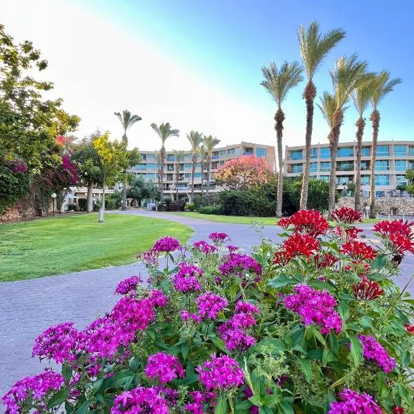 Rose Suite, hotel in Caesarea