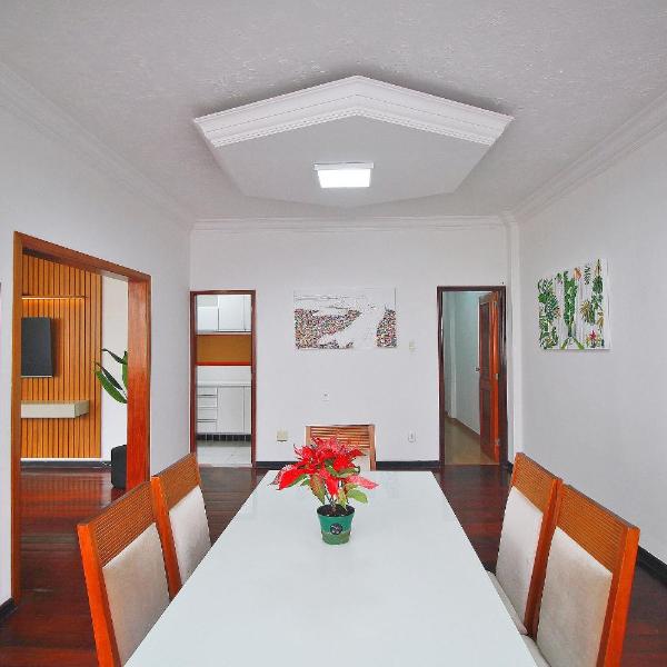 Espaçoso 3 quartos na quadra da praia p/ 6 pessoas - Foto 4
