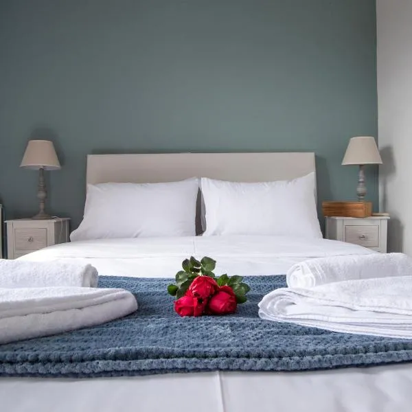 Snow Chalets Parnassos Mountain Bell, hôtel à Arachova