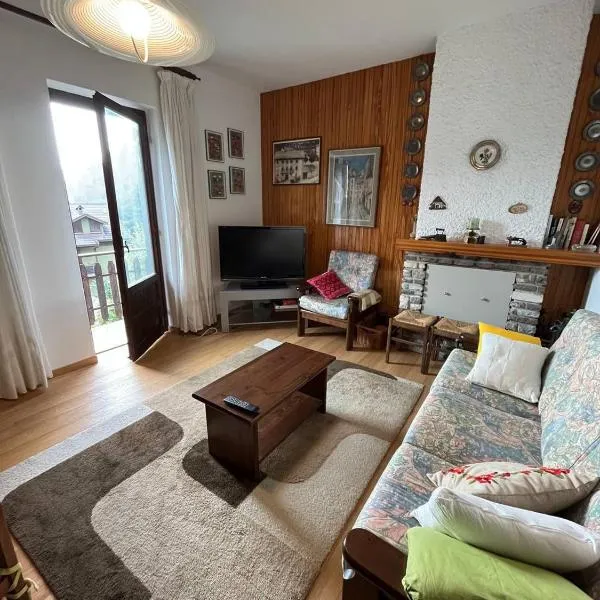 Appartamento Stella Alpina, хотел в Пиацаторе