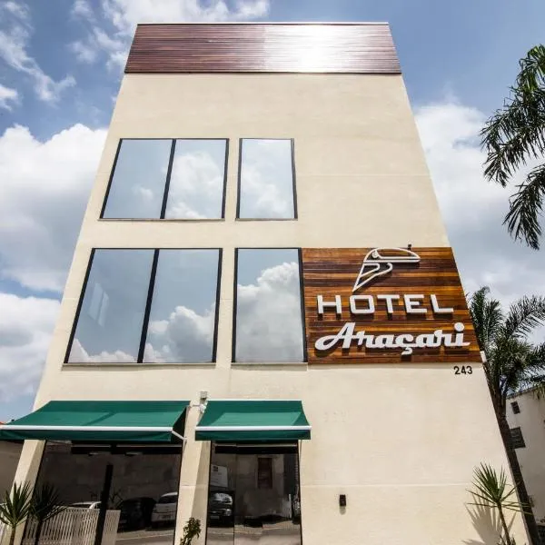 Hotel Araçari, hótel í Barra do Rio Abaixo