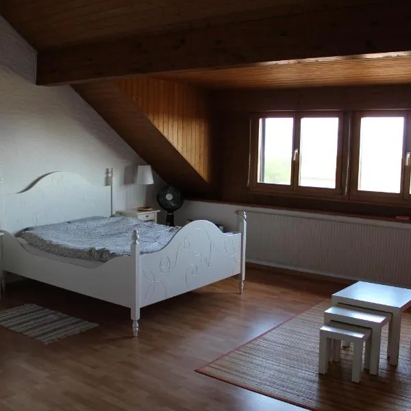 Au cœur du vignoble sur Bursins, hotel v destinaci Bursins