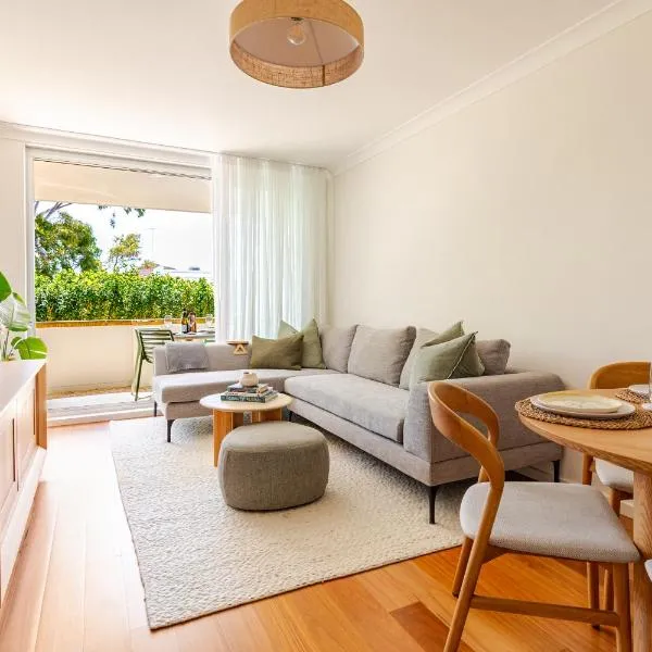 Stylish and perfectly located Bondi Beach hideaway, hotel a Sydney