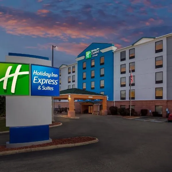 Holiday Inn Express Hotel & Suites Charleston-Southridge by IHG, khách sạn ở Charleston