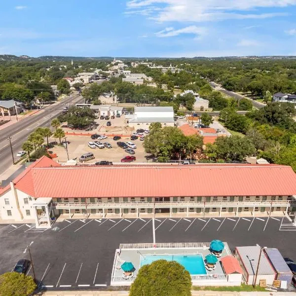 Super 8 by Wyndham Fredericksburg, hotel en Fredericksburg