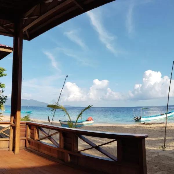 Pantai Naama Bungalow，位于Rozengain的酒店